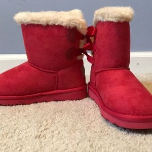 Brand new children’s ugg boots size 2